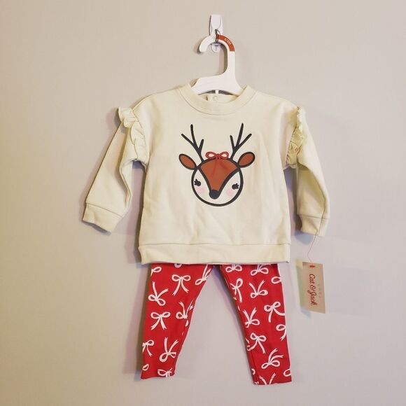 CAT & JACK CHRISTMAS REINDEER TWO PIECE SET SIZE 6-9 MONTHS NWT - Picture 1 of 4